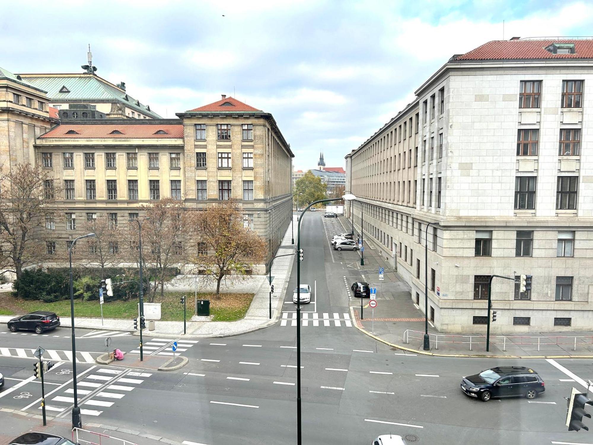Treetess City Centre Prague Apartments Exteriör bild