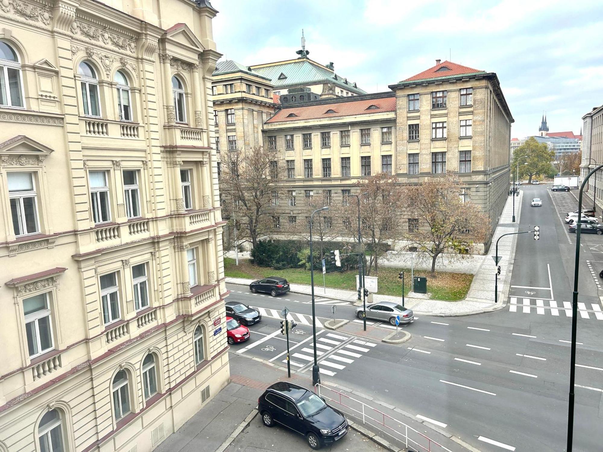 Treetess City Centre Prague Apartments Exteriör bild